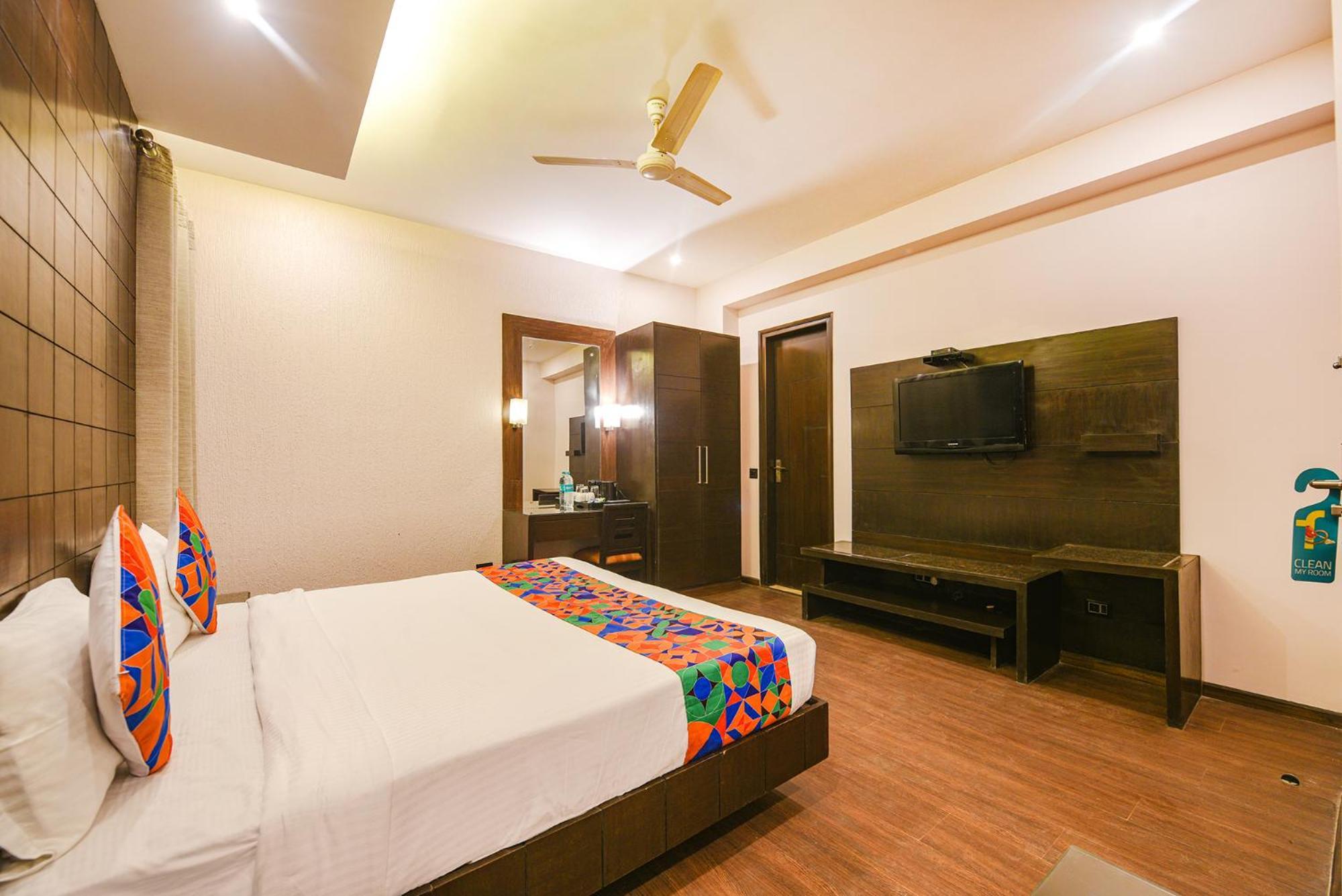 Fabhotel Aashraye New Delhi Buitenkant foto