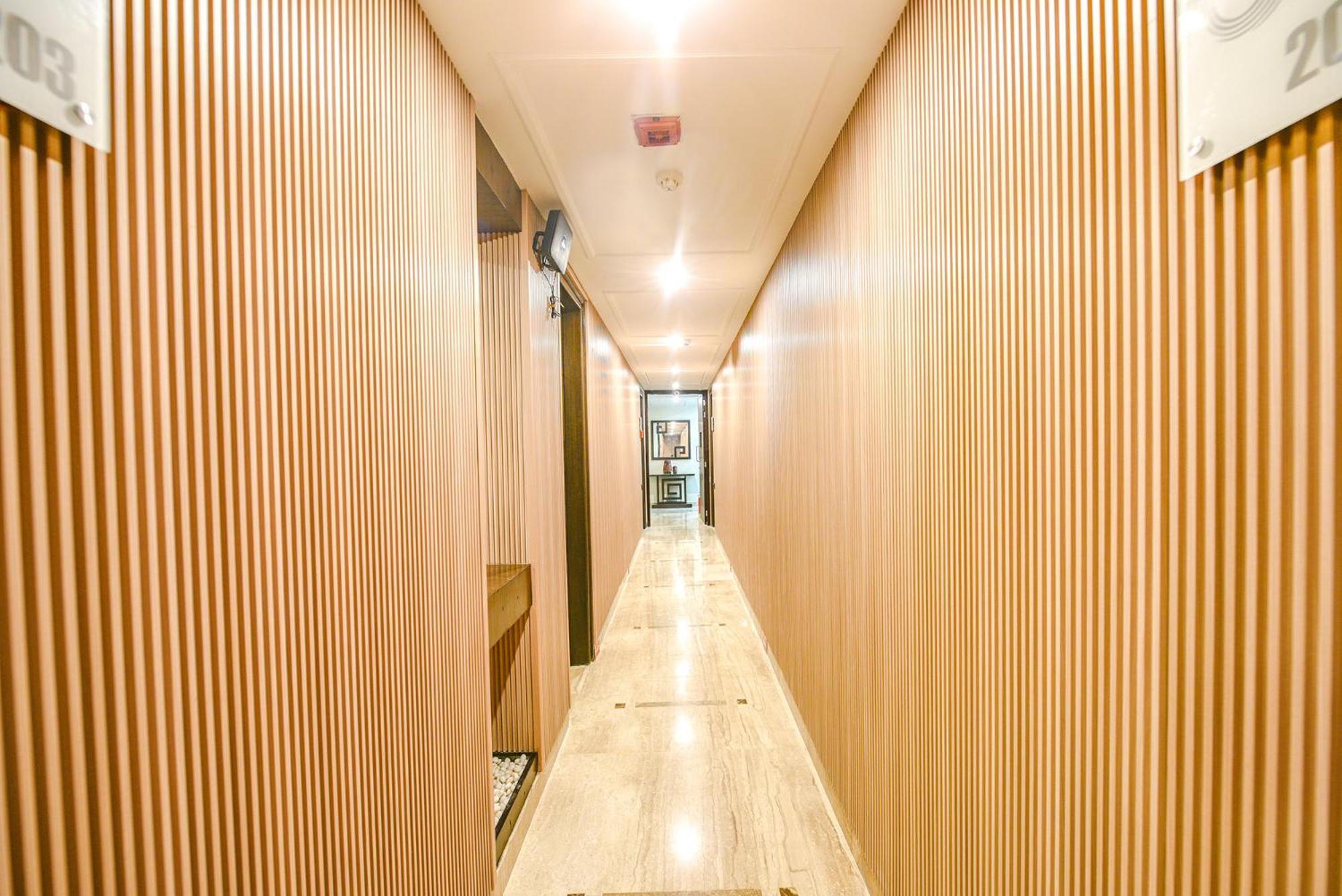 Fabhotel Aashraye New Delhi Buitenkant foto