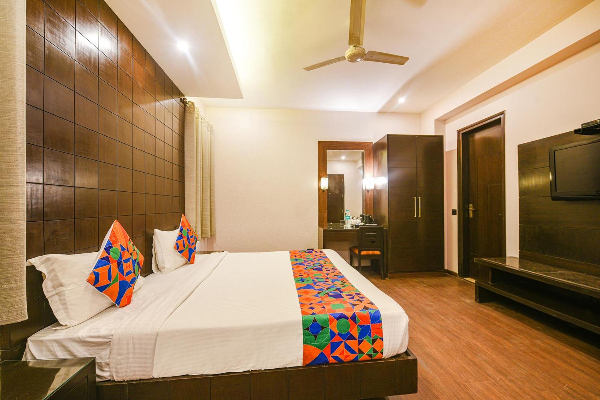 Fabhotel Aashraye New Delhi Buitenkant foto