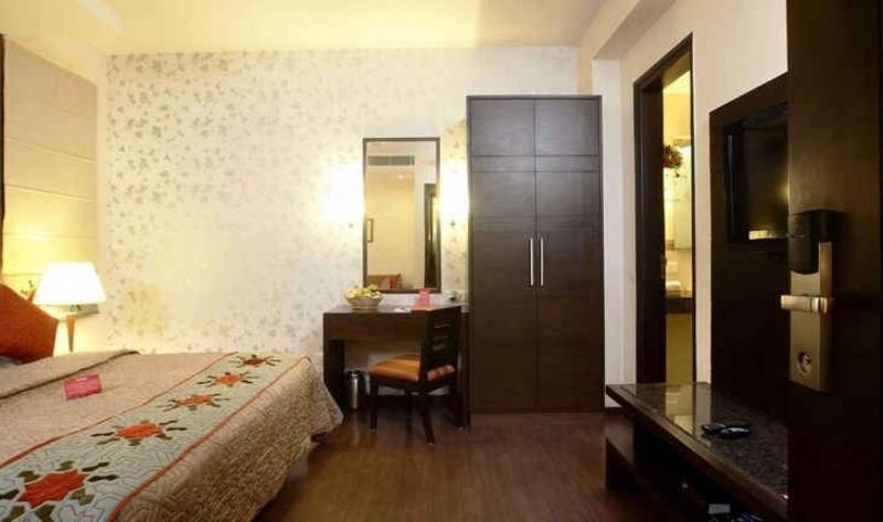Fabhotel Aashraye New Delhi Buitenkant foto