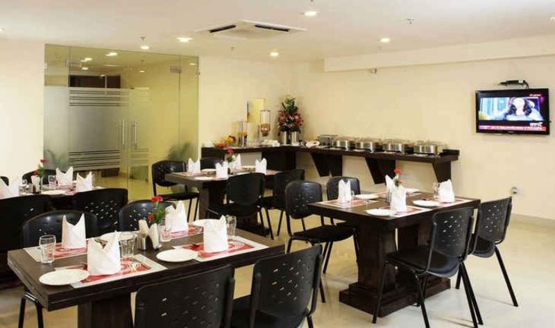 Fabhotel Aashraye New Delhi Buitenkant foto