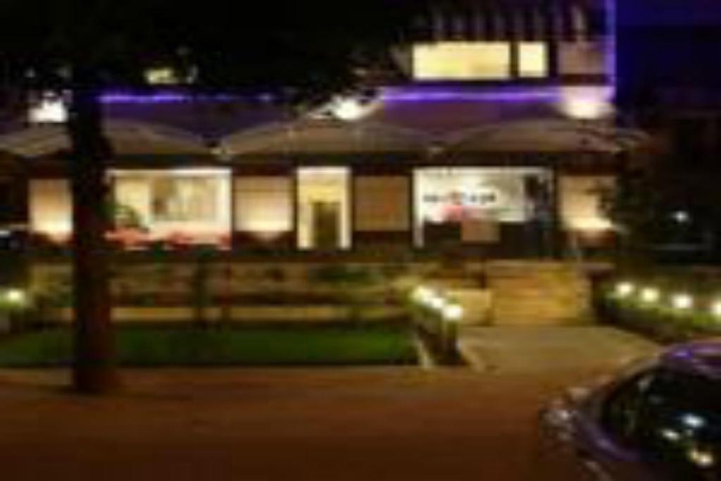 Fabhotel Aashraye New Delhi Buitenkant foto