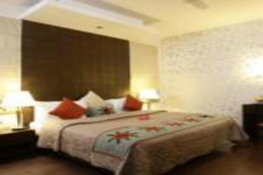 Fabhotel Aashraye New Delhi Buitenkant foto
