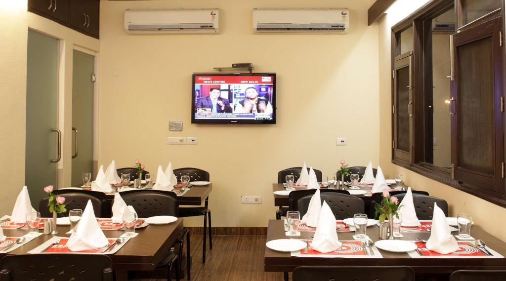 Fabhotel Aashraye New Delhi Buitenkant foto