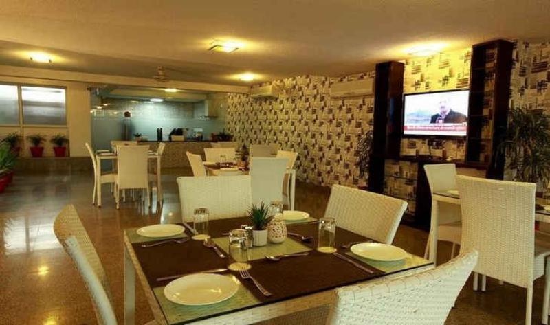 Fabhotel Aashraye New Delhi Buitenkant foto